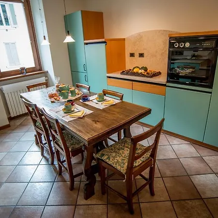Del Gran Ducato Di Alzano Sopra Bed & Breakfast